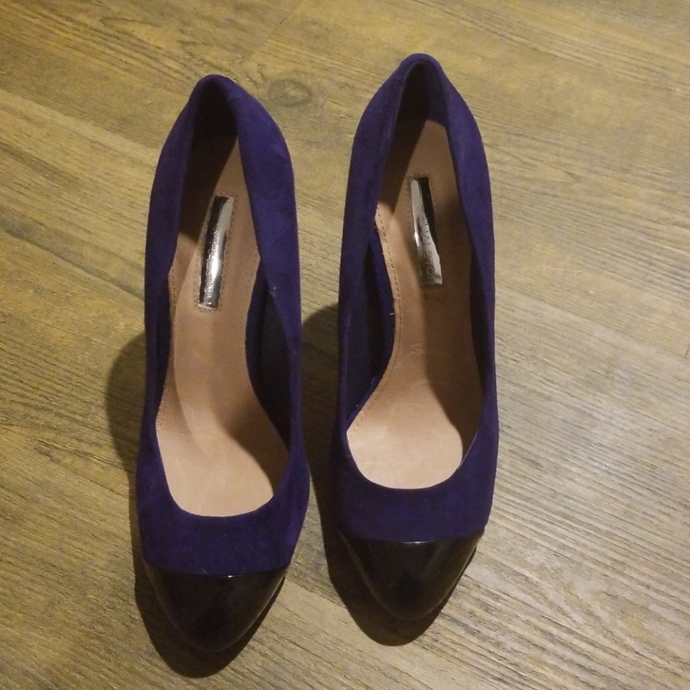 Blue Pumps